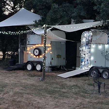 Glamping In Style, Prospector Tent Crawley  Dış mekan fotoğraf