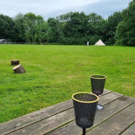 Glamping In Style, Prospector Tent Crawley  Dış mekan fotoğraf