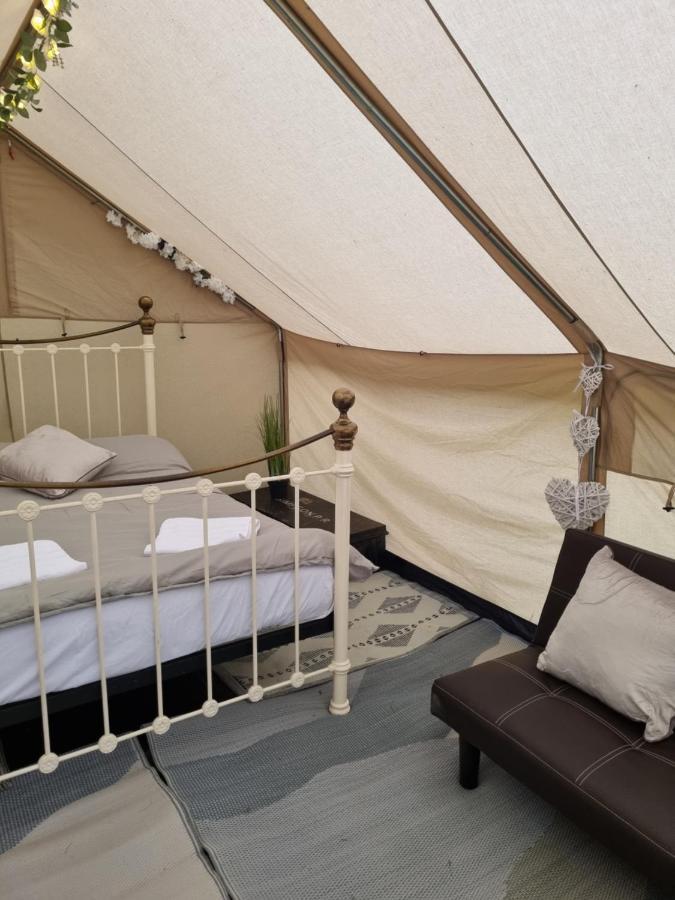 Glamping In Style, Prospector Tent Crawley  Dış mekan fotoğraf