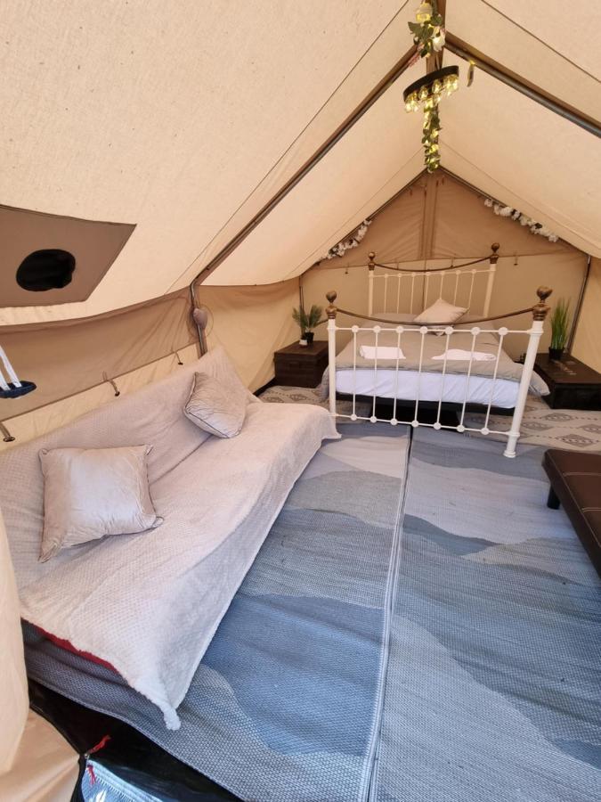 Glamping In Style, Prospector Tent Crawley  Dış mekan fotoğraf